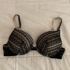 Victoria’s Secret Lace Sexy Push-up Bra